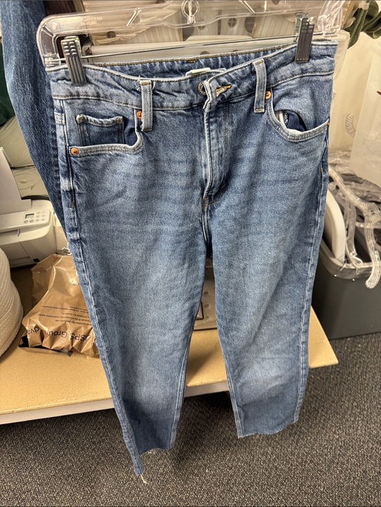 H&M Denim - H&M slim straight jeans size 4 // 062702